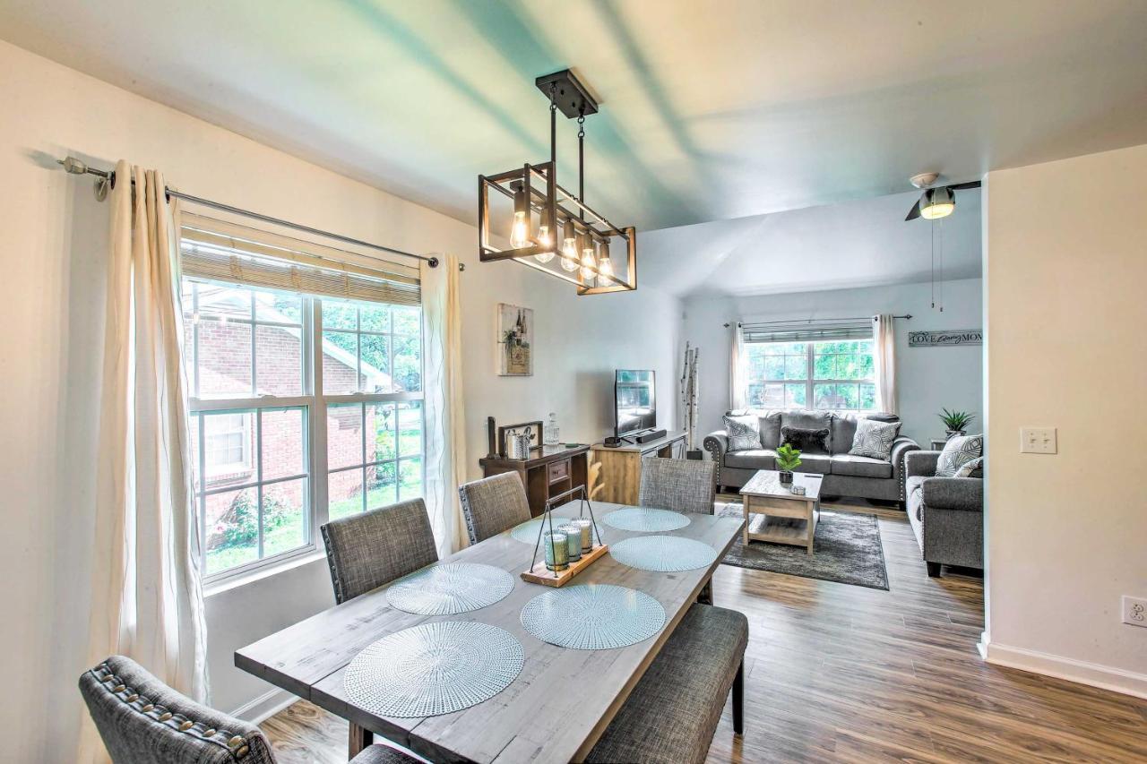 Vila Charming Springfield Escape With Furnished Deck Exteriér fotografie